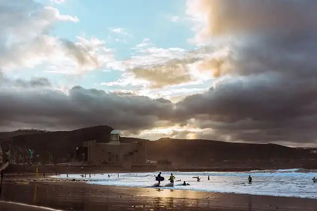 boogie-boarding image