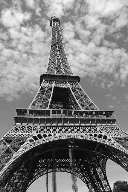 eiffel-tower image